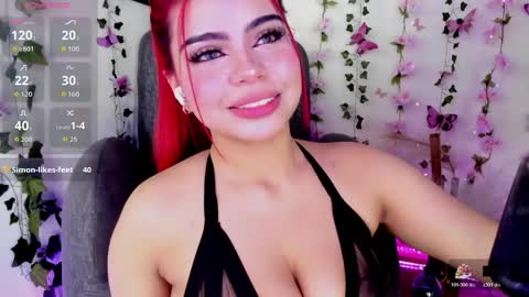 Snapshot of saray__jones chatting on May 27, 5:10 pm saray__jones online show from May 27, 5:10 pm