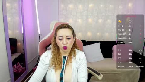 Snapshot of saray_soto chatting on July 7, 10:30 am Saray online show from July 7, 10:30 am