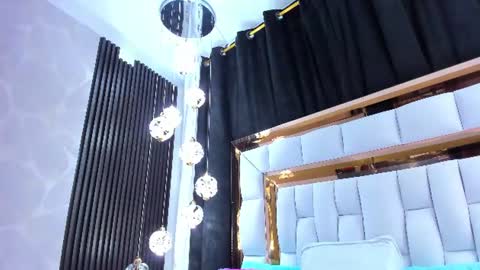 Snapshot of sarayroyse chatting on June 10, 7:46 pm Saray online show from June 10, 7:46 pm