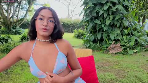 sarazuletaa online show from April 28, 3:17 pm