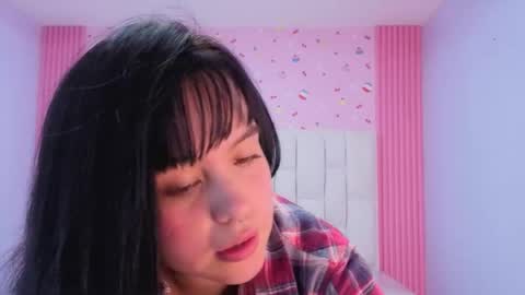 Sara  online show from May 20, 8:15 pm
