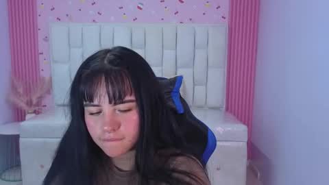 Sara  online show from May 26, 8:16 pm