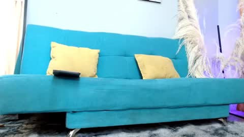 Snapshot of sarita_klein chatting on February 15, 7:50 pm sarita_klein online show from February 15, 7:50 pm