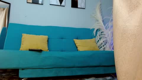 Snapshot of sarita_klein chatting on March 11, 11:04 pm sarita_klein online show from March 11, 11:04 pm