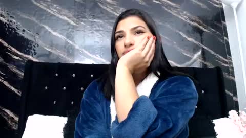 Snapshot of sarita_multisquirt chatting on July 22, 1:41 am Sara online show from July 22, 1:41 am