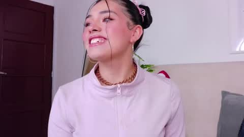 Sara online show from December 22, 9:34 pm