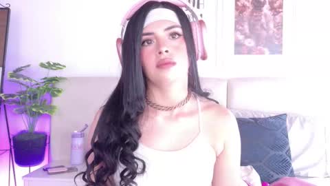 Sara online show from February 18, 8:49 pm