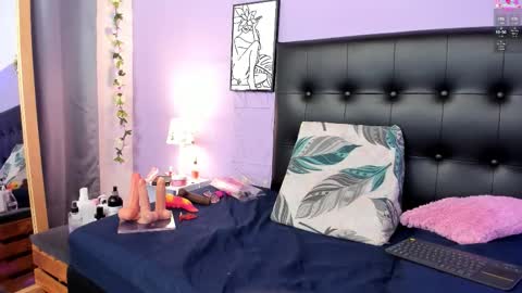 Sara online show from November 11, 1:38 am