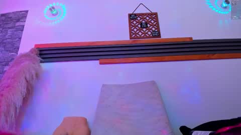 Sara online show from February 3, 6:22 am