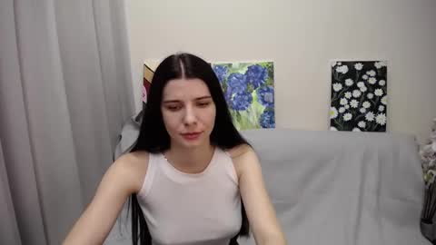 Snapshot of sarra_rich chatting on January 10, 9:02 am Rich online show from January 10, 9:02 am