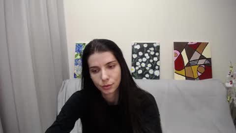 Snapshot of sarra_rich chatting on January 24, 9:06 am Rich online show from January 24, 9:06 am