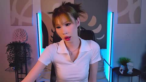 SarahRice online show from March 17, 4:21 pm