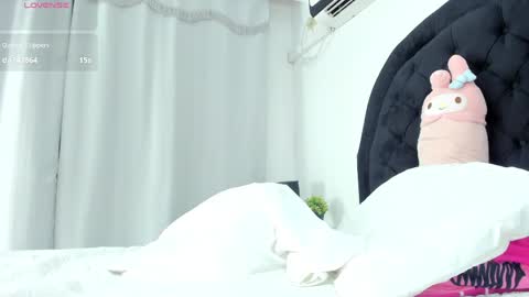Sary Rousse online show from May 9, 2:44 pm