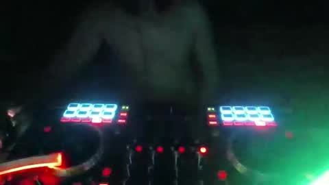 Snapshot of sasch1982h chatting on December 16, 1:43 am sasch1982h online show from December 16, 1:43 am