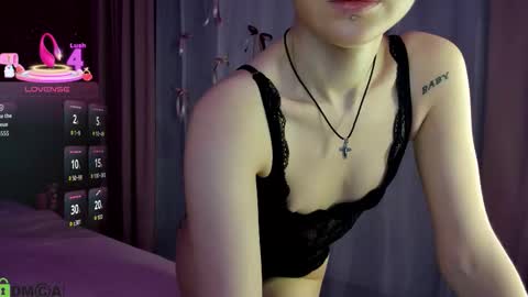 Snapshot of sasha__meow chatting on February 17, 1:46 am sasha meow online show from February 17, 1:46 am