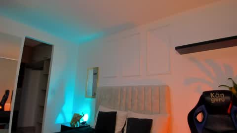 Snapshot of sasha_cum1 chatting on June 6, 12:32 pm SASHA online show from June 6, 12:32 pm