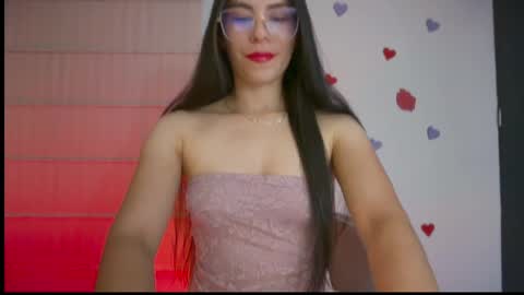 Snapshot of sasha_jonne chatting on May 21, 1:45 am sasha_jonne online show from May 21, 1:45 am