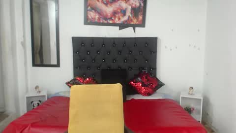 sasha maturee online show from February 21, 8:51 am