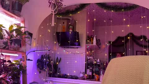 Alexandra Sasha in short online show from January 4, 7:13 am