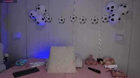 Snapshot of sasha_rivers chatting on July 15, 7:30 pm Sasha online show from July 15, 7:30 pm