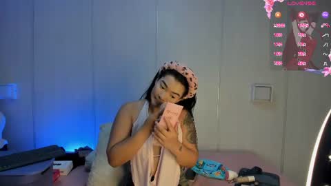 Snapshot of sasha_rivers chatting on July 29, 7:56 pm Sasha online show from July 29, 7:56 pm
