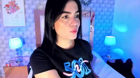 Snapshot of sasha_sims chatting on October 13, 11:43 am Camila online show from October 13, 11:43 am