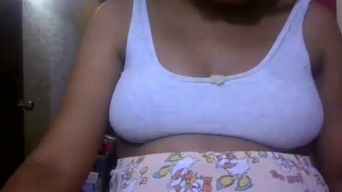 Snapshot of sasha_unlimtd chatting on April 5, 4:09 am sasha_unlimtd online show from April 5, 4:09 am