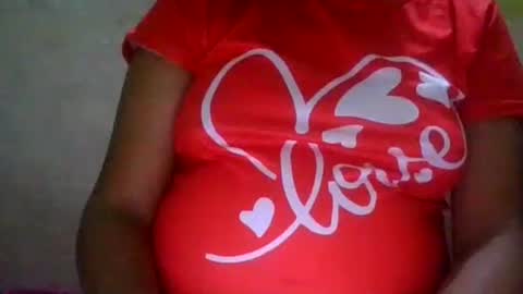 Snapshot of sasha_unlimtd chatting on April 13, 10:15 pm sasha_unlimtd online show from April 13, 10:15 pm
