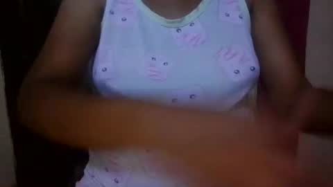 Snapshot of sasha_unlimtd chatting on April 19, 3:00 pm sasha_unlimtd online show from April 19, 3:00 pm