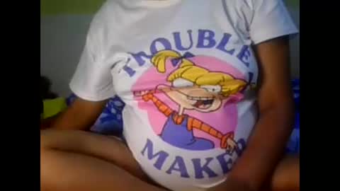 Snapshot of sasha_unlimtd chatting on May 2, 2:05 am sasha_unlimtd online show from May 2, 2:05 am