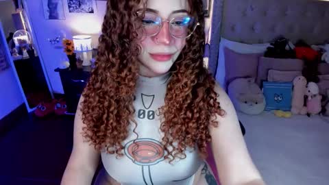 Snapshot of sashaa_love chatting on October 2, 2:07 am Tattie online show from October 2, 2:07 am