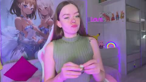 Snapshot of sashacollerx chatting on June 8, 12:38 pm Alexa online show from June 8, 12:38 pm