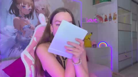 Snapshot of sashacollerx chatting on July 31, 9:30 am Alexa online show from July 31, 9:30 am