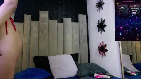 sashafoxy_ online show from May 29, 2:15 pm