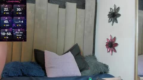 sashafoxy_ online show from June 2, 2:30 pm