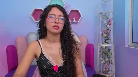 SashaMonroee  online show from November 16, 3:34 am