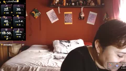 Snapshot of sasharosee2 chatting on October 11, 1:20 pm S A S H A R O S E online show from October 11, 1:20 pm