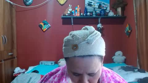 S A S H A R O S E online show from March 8, 12:20 pm