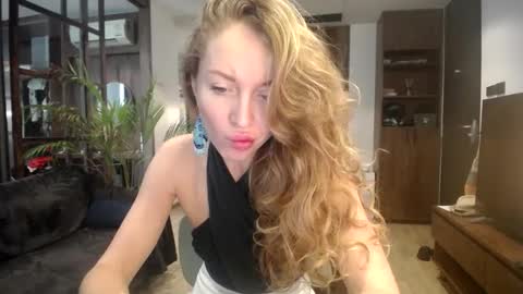 Sasha online show from December 2, 5:59 am