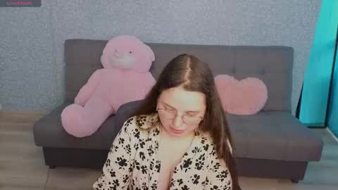 Sasha online show from June 3, 2:55 pm