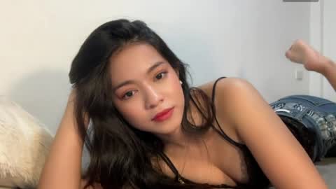 alora online show from July 3, 1:28 pm