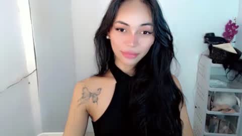 Snapshot of sashifoxdoll_ chatting on May 22, 10:04 pm Sashi online show from May 22, 10:04 pm