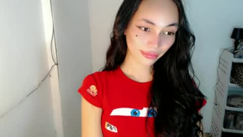Snapshot of sashifoxdoll_ chatting on June 14, 10:23 pm Sashi online show from June 14, 10:23 pm