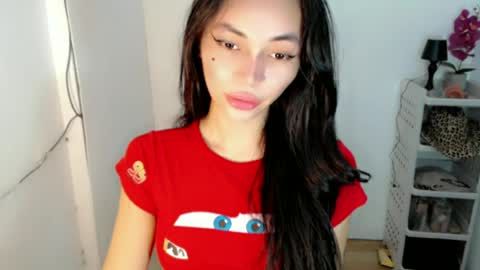 Snapshot of sashifoxdoll_ chatting on June 15, 9:39 pm Sashi online show from June 15, 9:39 pm