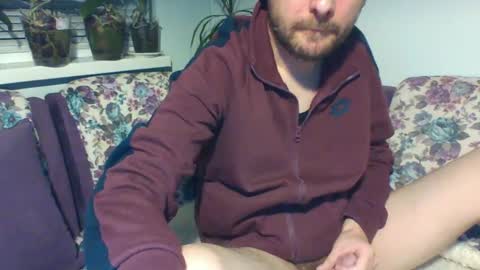 Snapshot of sasko877 chatting on February 11, 4:35 pm sasko877 online show from February 11, 4:35 pm