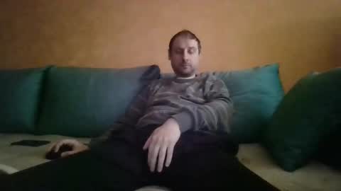 Snapshot of sasko877 chatting on May 18, 10:32 am sasko877 online show from May 18, 10:32 am