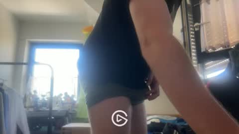 Snapshot of sason97xx chatting on August 2, 12:47 pm sason97xx online show from August 2, 12:47 pm