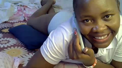 sassy_bella online show from September 21, 6:26 am