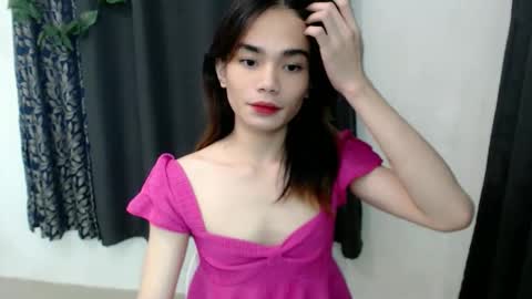 Snapshot of sassy_keath chatting on October 24, 12:01 pm Keath online show from October 24, 12:01 pm