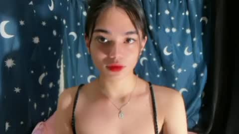 Snapshot of sassy_keath chatting on June 14, 5:53 am Keath online show from June 14, 5:53 am